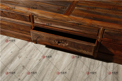 微凹黄檀家具 红木古式大床